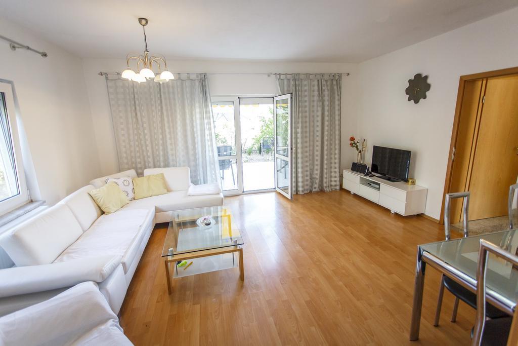Villa Oleander Marina Quarto foto